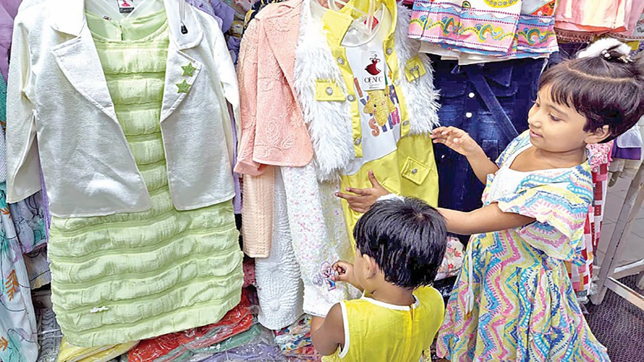 শিশুদের পছন্দ বৈচিত্র্যময় নকশার পোশাক