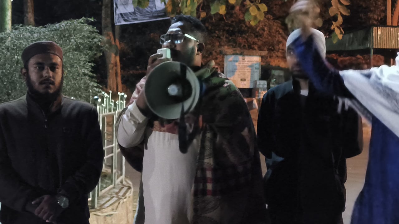 ইনকিলাব মঞ্চ নয়, বাংলাদেশের উপর হামলা চালিয়েছে পুলিশ