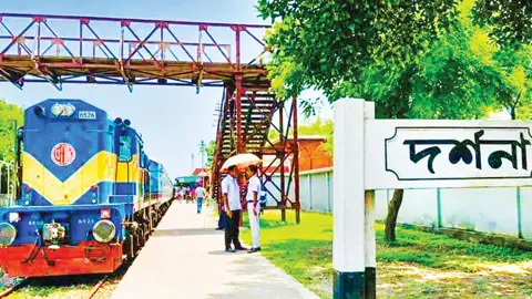 ভারত থেকে আমদানি কমছে দর্শনা রেলস্টেশনে