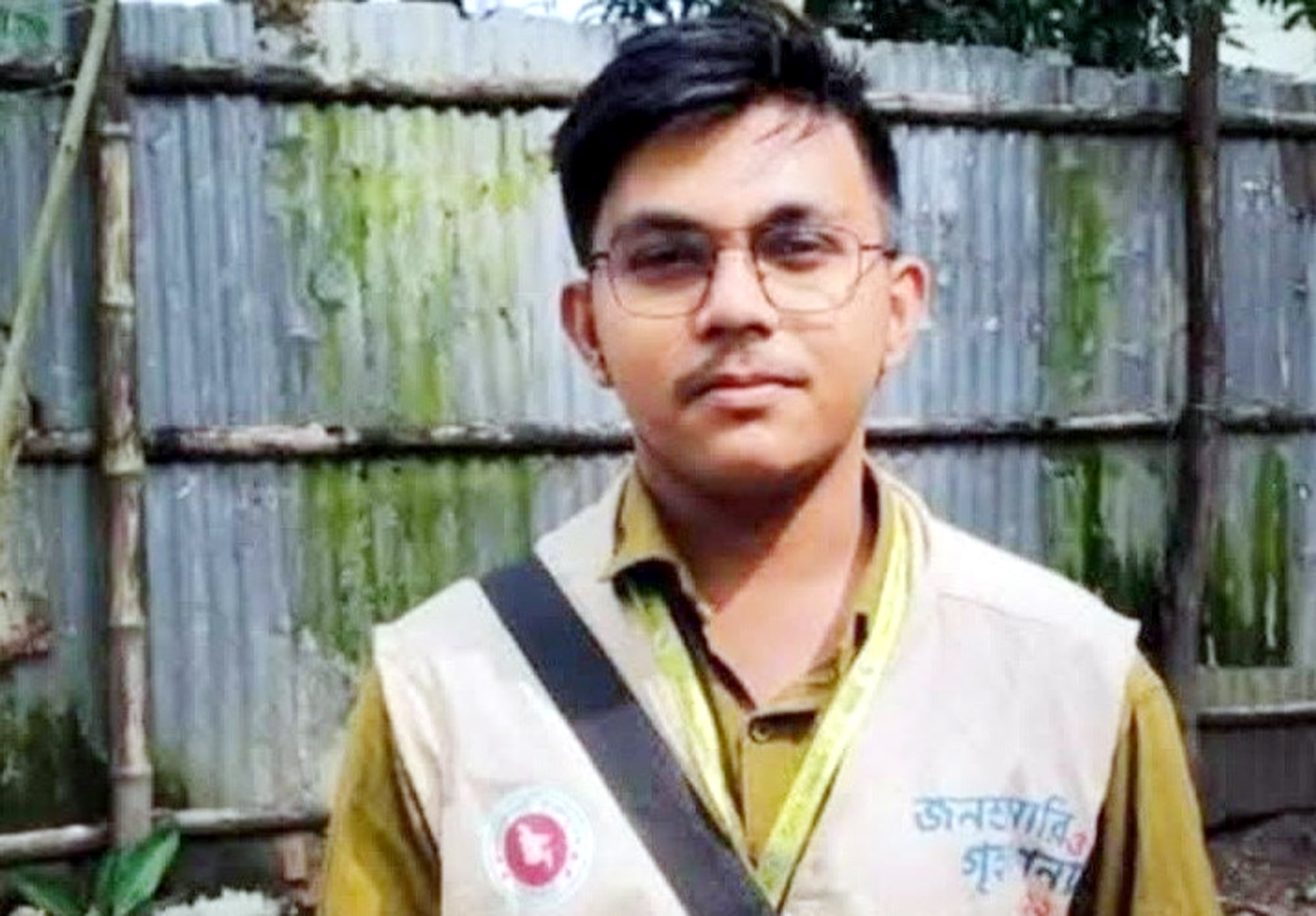 ওসিসহ ৪ পুলিশকে আসামি করে ৯ জনের নামে আদালতে মামলা