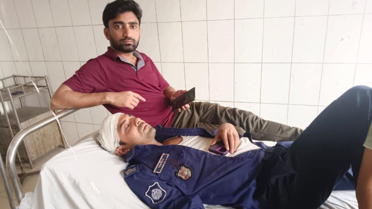 ভ্রাম্যমাণ আদালতের ম্যাজিস্ট্রেটের ওপর হামলা, আহত ৩