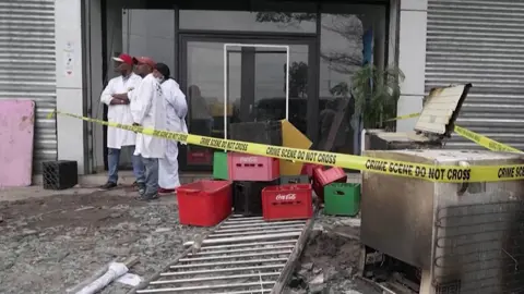 কঙ্গোতে বিয়ের অনুষ্ঠানে ভয়াবহ অগ্নিকাণ্ডে ১২ জনের মৃত্যু