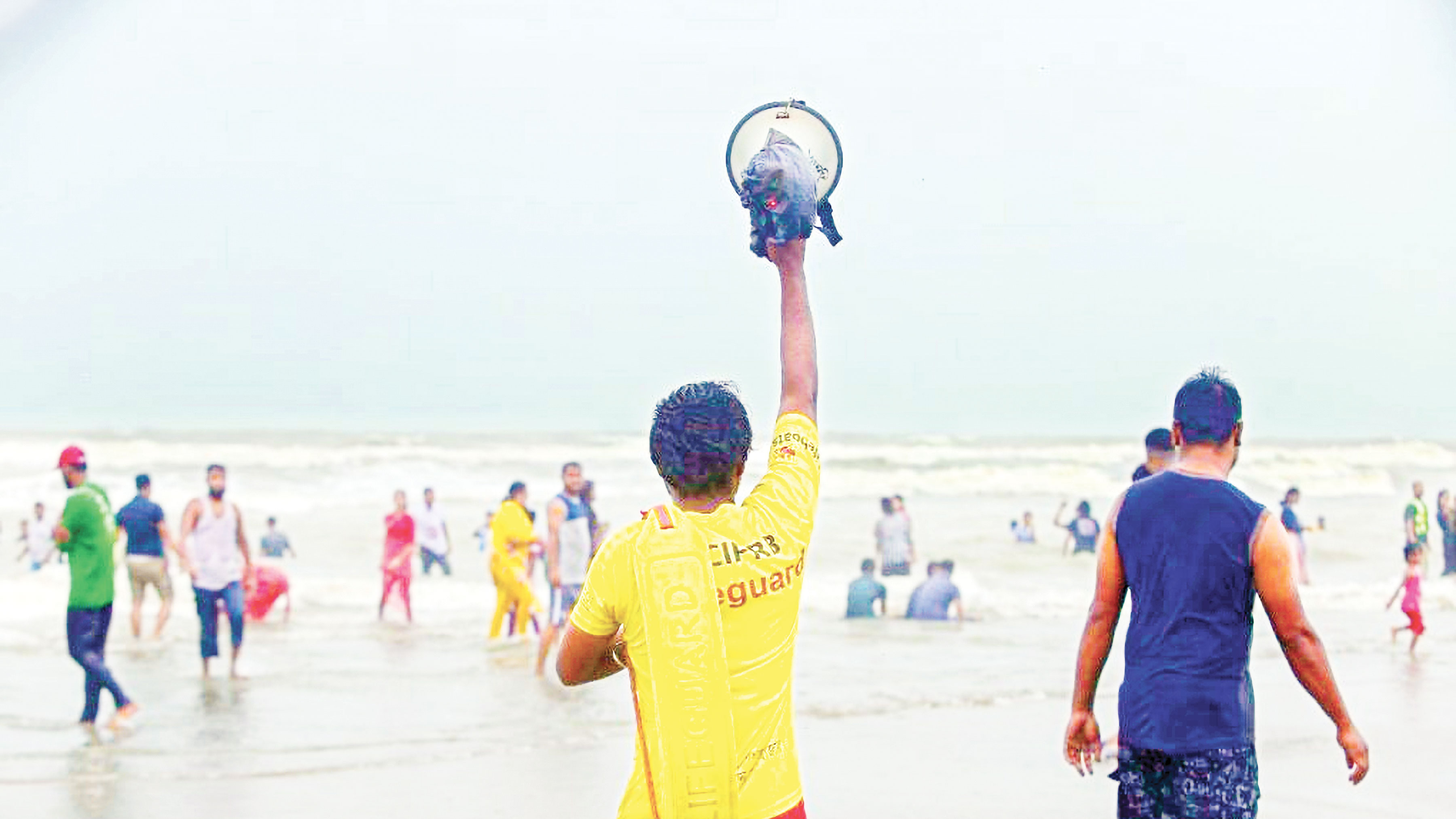 বন্ধের উপক্রম কক্সবাজার সমুদ্র সৈকতের লাইফ গার্ড কার্যক্রম