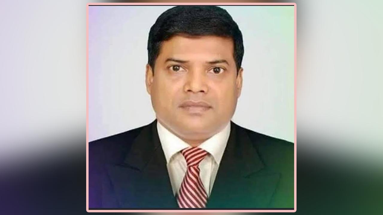 দুদকের জালে আটকে গেলেন সাবেক মেয়র মাহবুবুর