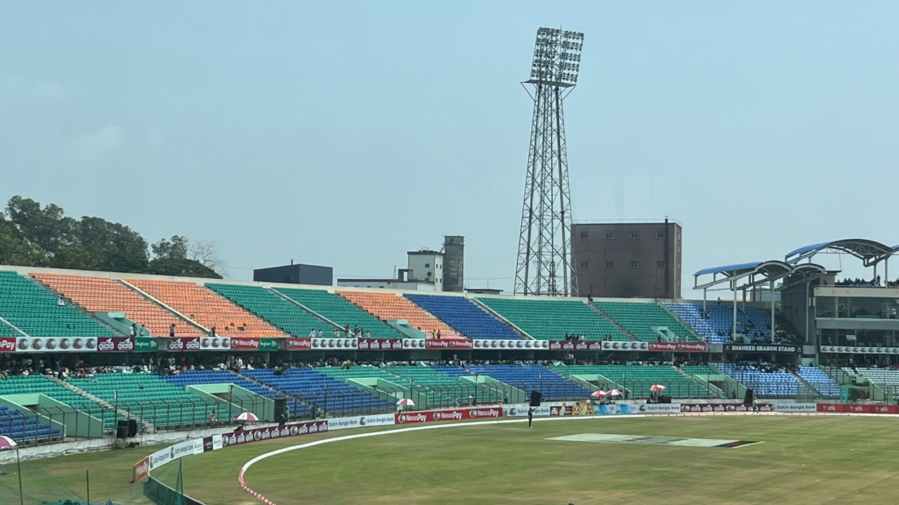 সিরিজ নির্ধারণী ম্যাচে ফাঁকা গ্যালারি