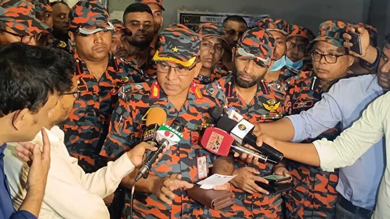 ২ জন ফায়ার ফাইটার ১০০ শতাংশ দগ্ধ হয়েছেন: ডিজি