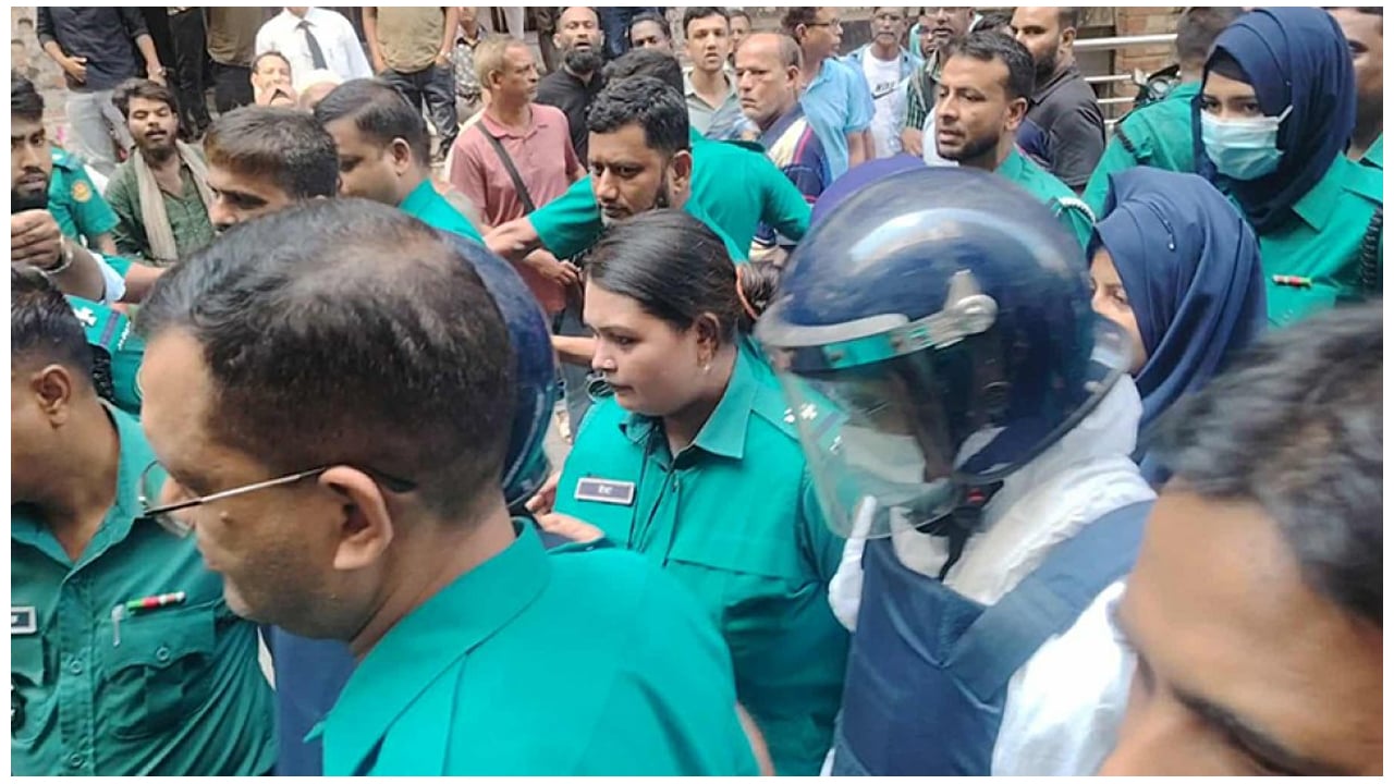 মরিয়া প্রমাণ করা লাগবে আমরা অসুস্থ: দীপু মনি