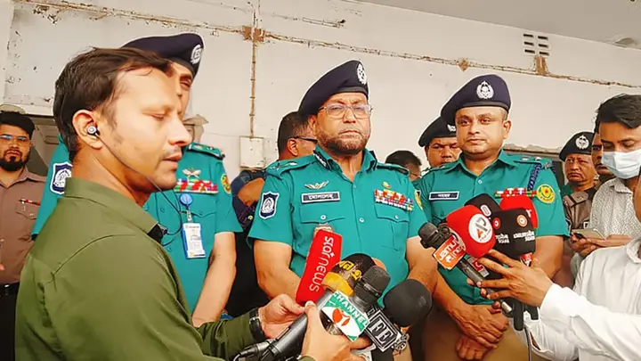 রাড্ডা এমসিএইচ ভাঙচুরে পুলিশের অবহেলা ছিল কি না তদন্ত হচ্ছে: ডিএমপি কমিশনার