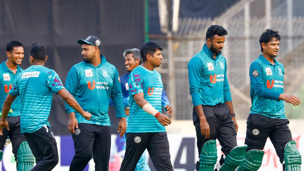 শেষদিনে হবে শিরোপা নিষ্পত্তি