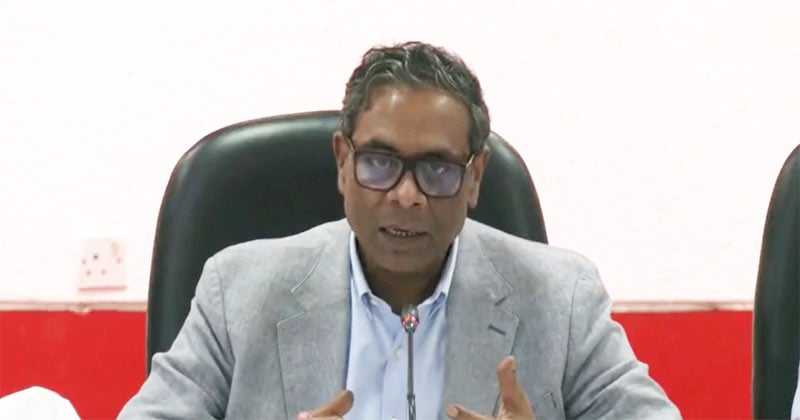 ভুয়া ডাক্তার তৈরির কারখানা বন্ধের হুঁশিয়ারি স্বাস্থ্য প্রতিমন্ত্রীর