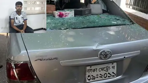 ঢাবিতে গাড়ির ধাক্কায় ৭ শিক্ষার্থী গুরুতর আহত, চালক শিক্ষকপুত্র আটক