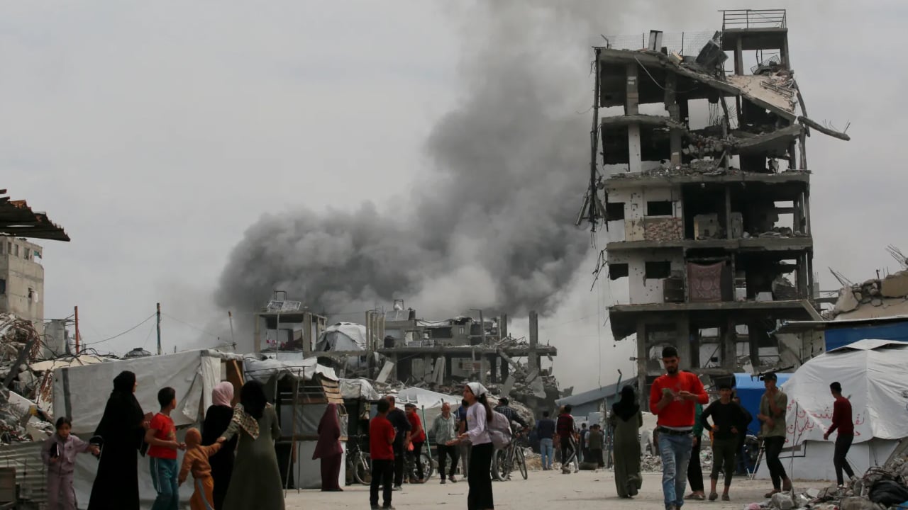 গাজায় ইসরাইলি আগ্রাসনে ৭০ হাজার ছাড়াল মৃতের সংখ্যা