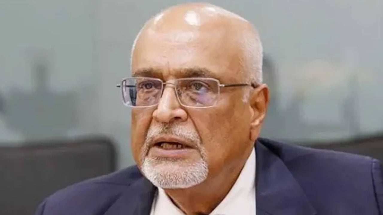 ঋণনির্ভর বাজেট আর্থিক শৃঙ্খলায় চ্যালেঞ্জ তৈরি করতে পারে