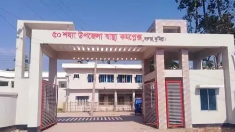 বরুড়ায় পাগলা কুকুরের কামড়ে ২৫ জন আহত