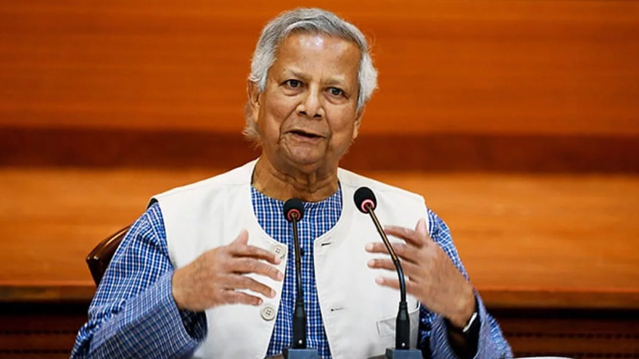 আহতদের খোঁজ নিতে বার্ন ইনস্টিটিউটে প্রধান উপদেষ্টা
