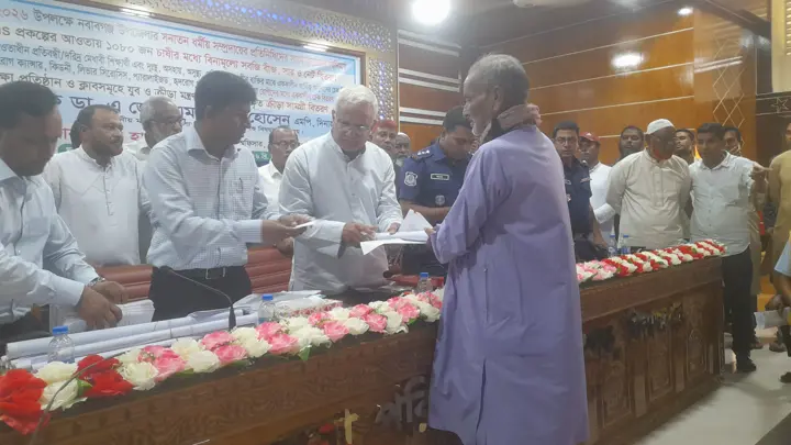 সমাজে বিভাজন নয়, ঐক্য বজায় রেখেই কাজ করতে হবে: সমাজকল্যাণ মন্ত্রী
