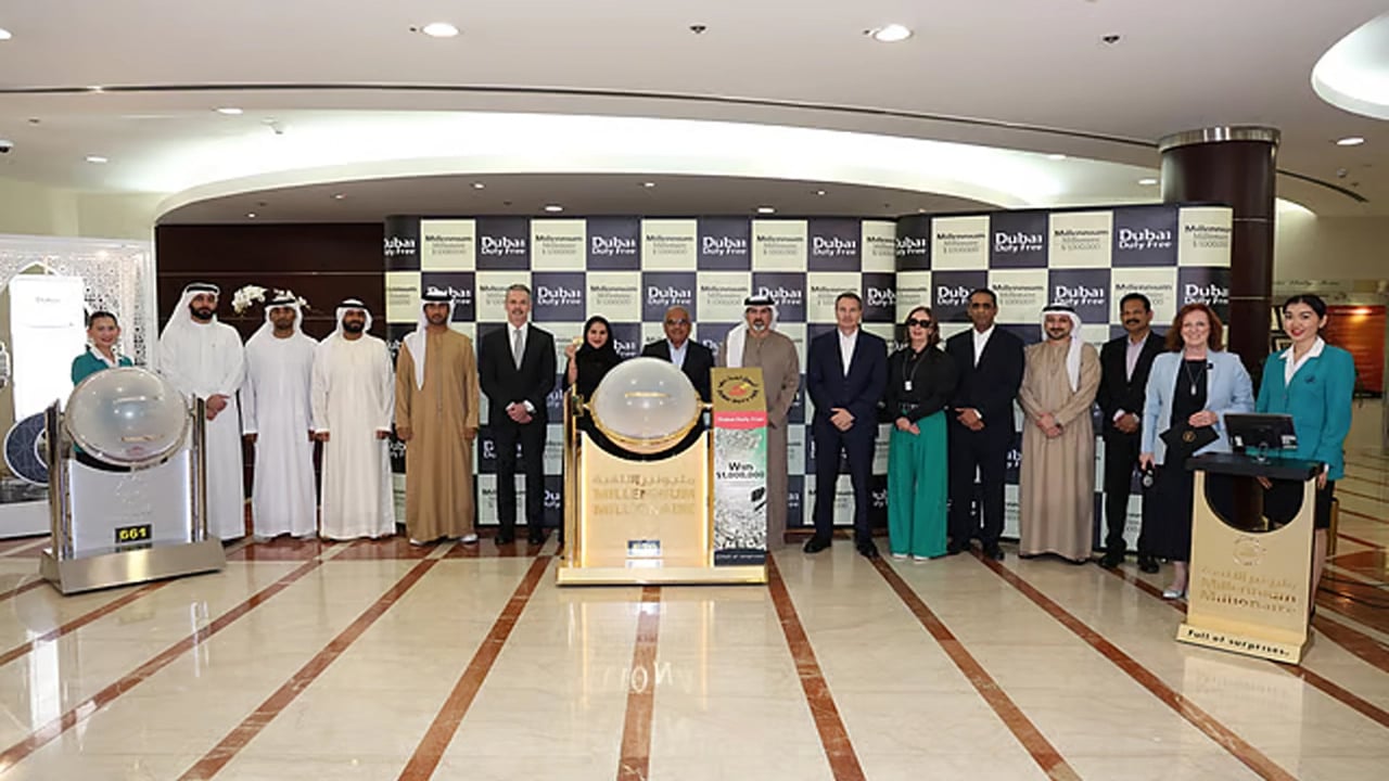 দুবাইয়ে লটারিতে ১২ কোটি টাকা জিতলেন বাংলাদেশি