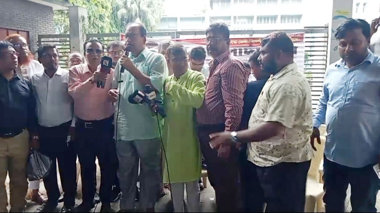 নির্বাচন বানচাল করতেই পরিকল্পিতভাবে মিটফোর্ডের হত্যাকাণ্ড: দুদু