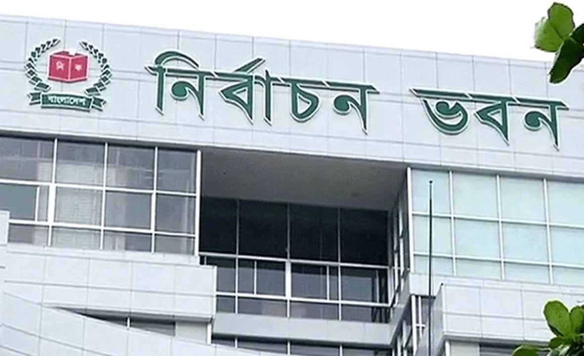 নাগরিক হয়রানির মধ্যেই ভোটার হালনাগাদ শুরু কাল