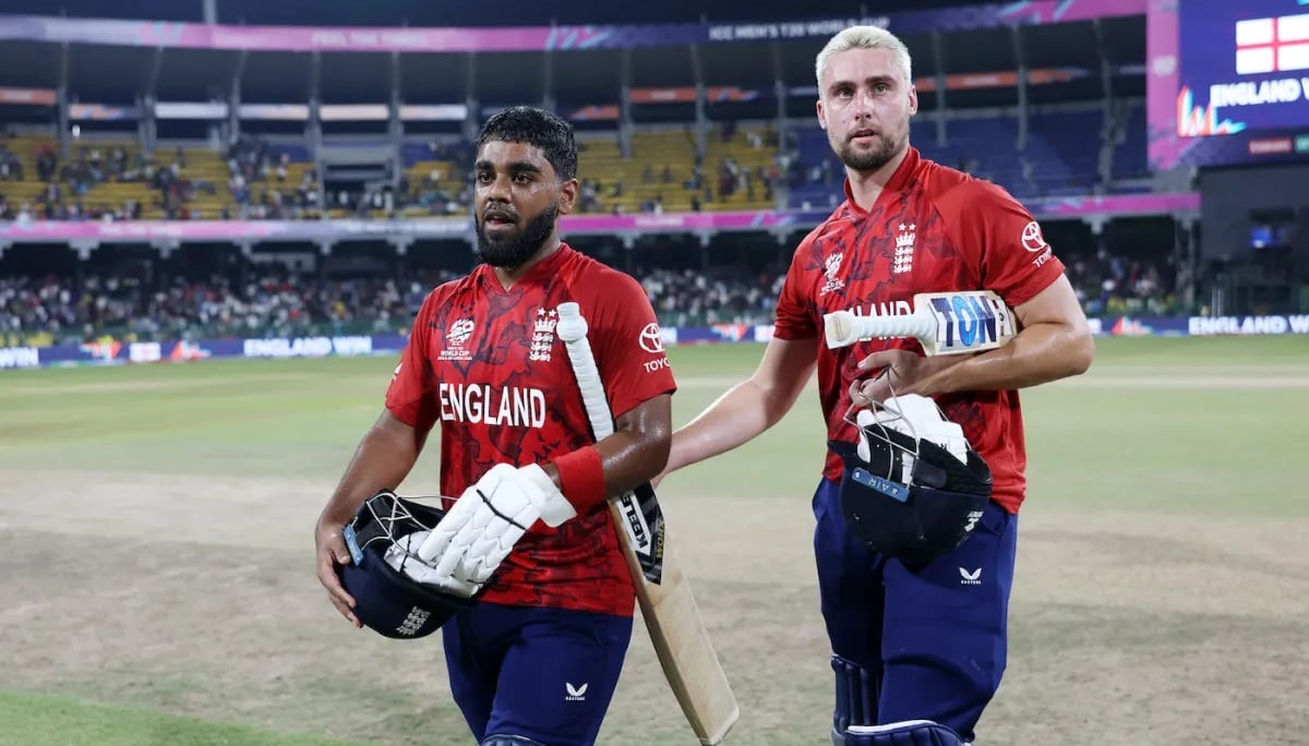 পাকিস্তানের আশা বাঁচিয়ে রাখল নিউজিল্যান্ড