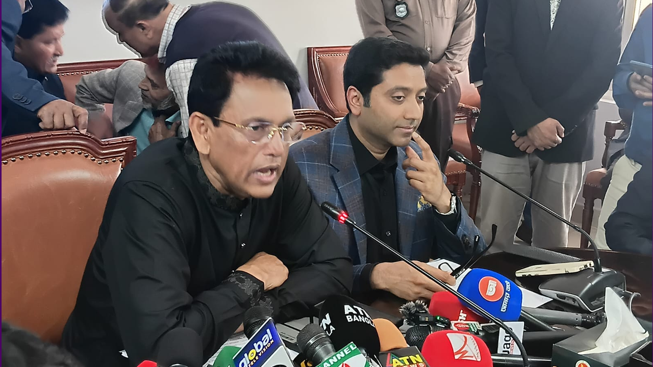 শিক্ষার্থীদের ক্লাসমুখী করাই আমাদের প্রথম অগ্রাধিকার: শিক্ষামন্ত্রী