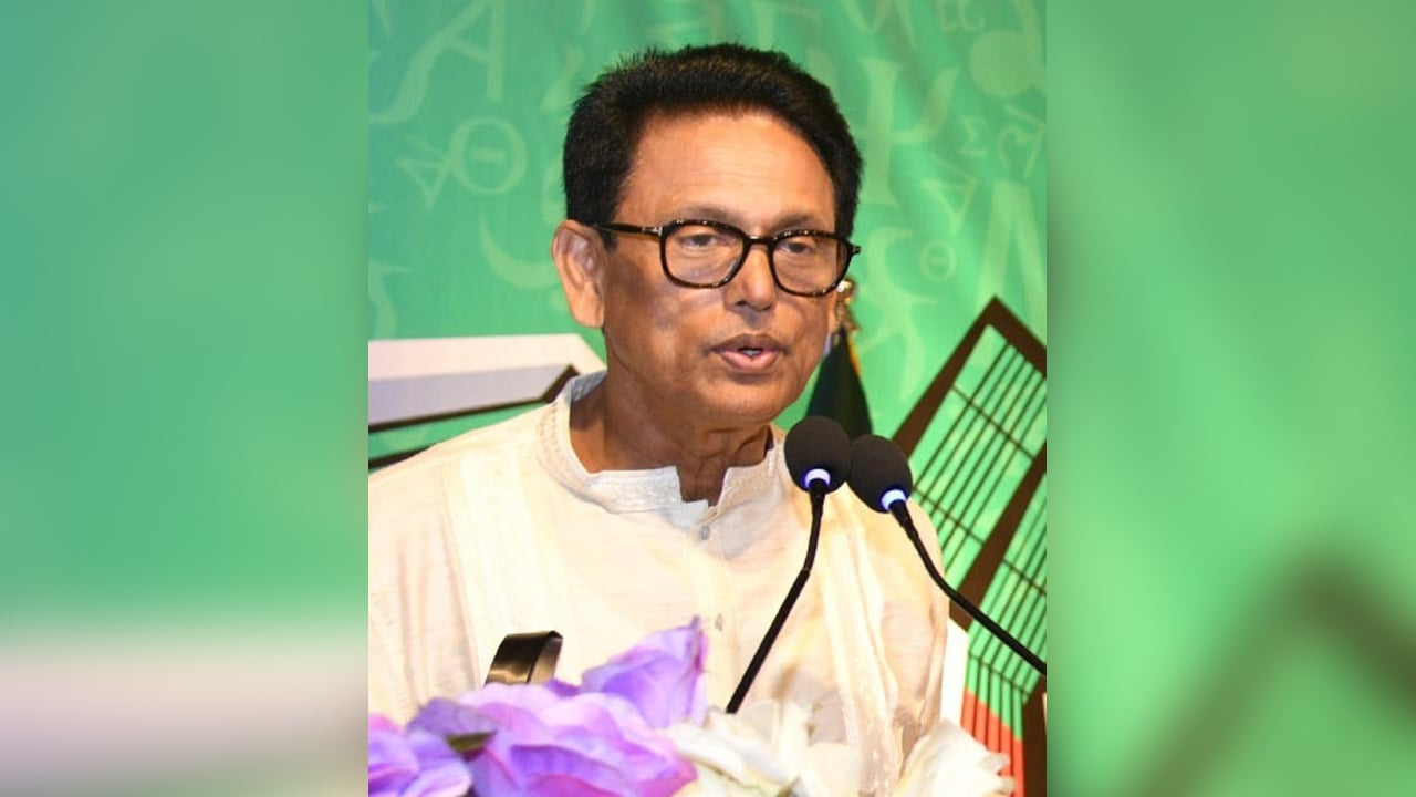 হেলিকপ্টারে এসএসসির পরীক্ষাকেন্দ্র ঘুরবেন শিক্ষামন্ত্রী