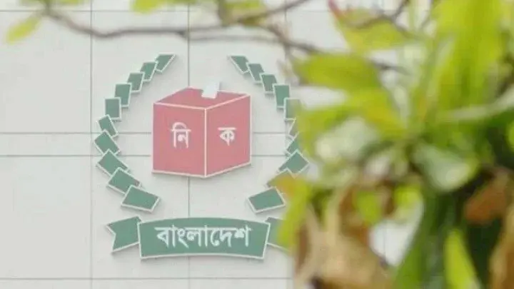 ভোটকক্ষে সরাসরি সম্প্রচার বন্ধ, তোলা যাবে না ছবি