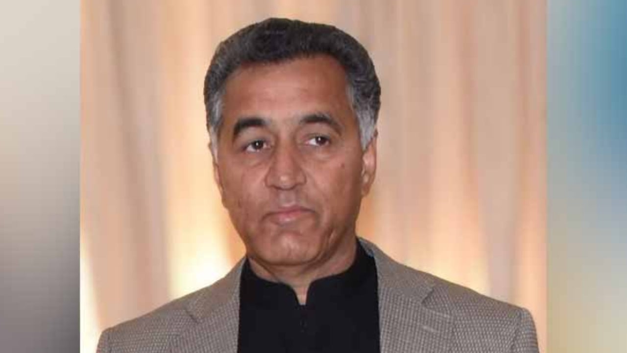 পাকিস্তানের সাবেক গোয়েন্দা প্রধানের ১৪ বছরের কারাদণ্ড