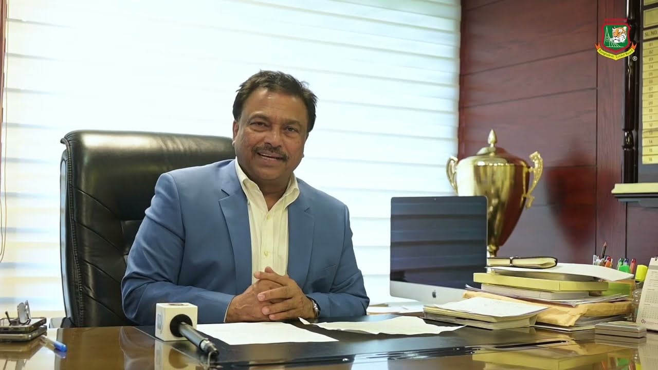 যেকোনো উইকেটে মানিয়ে নেওয়ার পরামর্শ ফারুকের