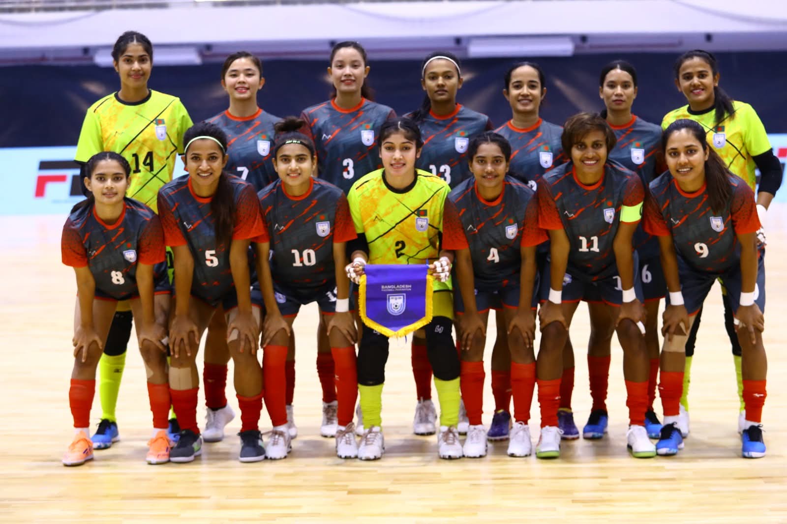 সাফ নারী ফুটসালে চ্যাম্পিয়ন বাংলাদেশ