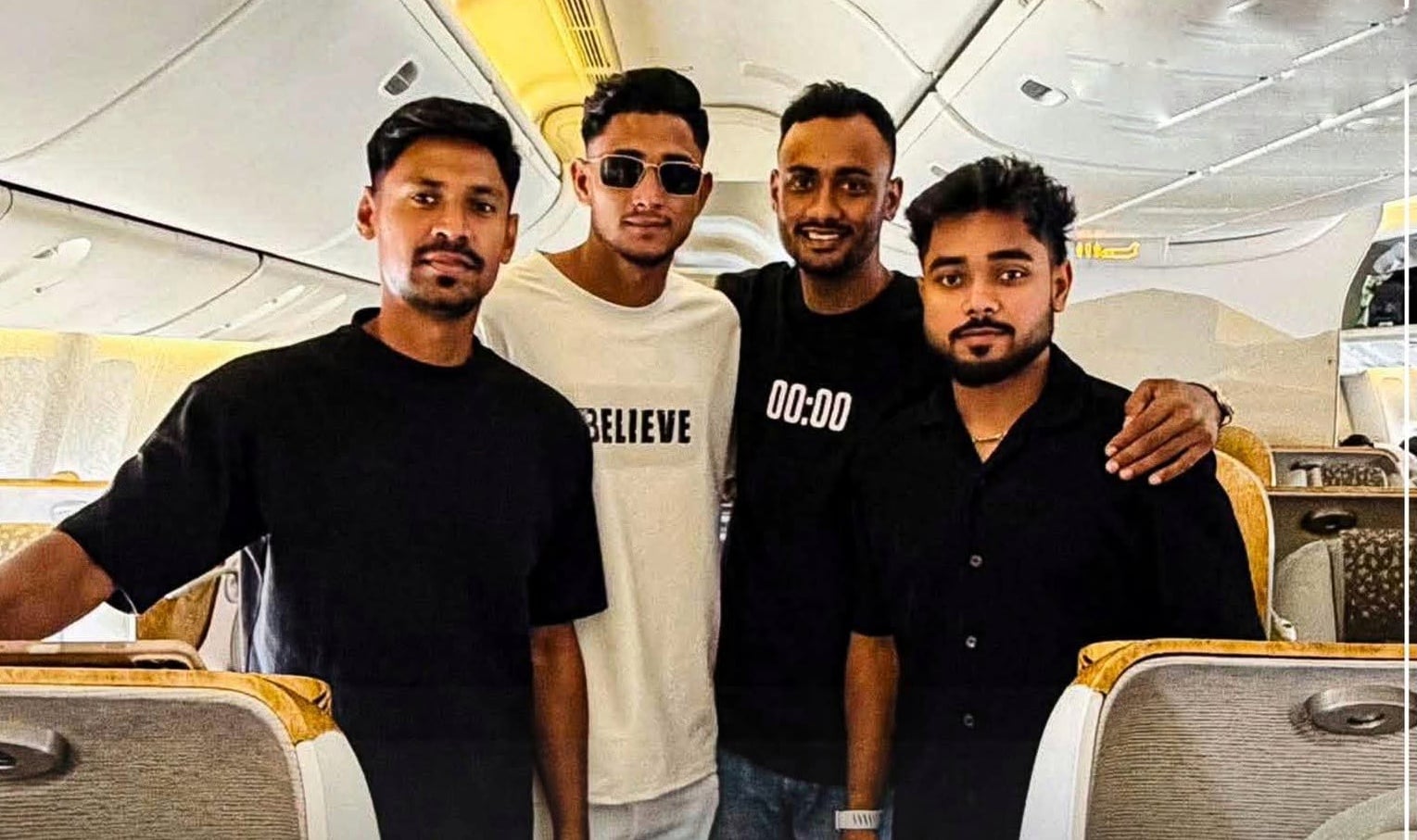 দেশে ফিরেছেন তানজিদ-রিশাদরা