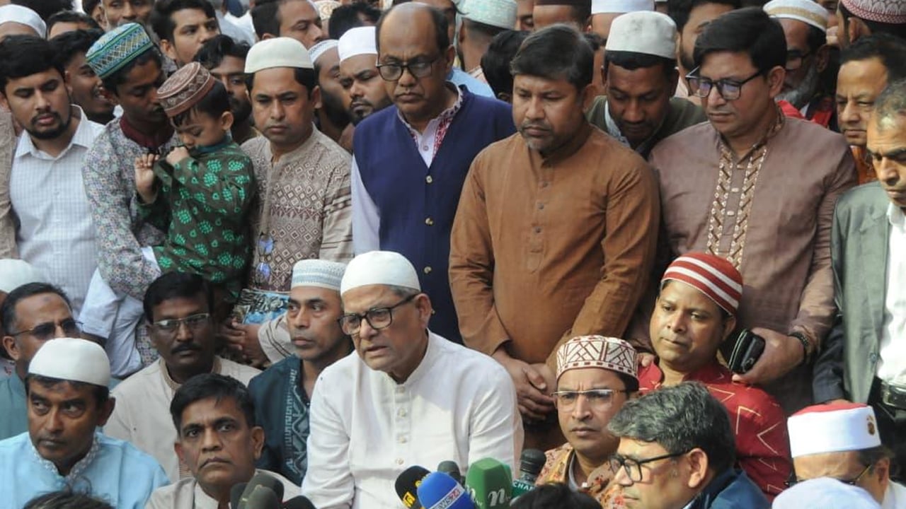 খালেদা জিয়ার জন্য সারা দেশে বিশেষ দোয়া