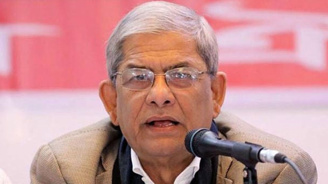 খালেদা জিয়াকে এয়ার অ্যাম্বুলেন্সে তোলার বিষয়ে যা বললেন মির্জা ফখরুল