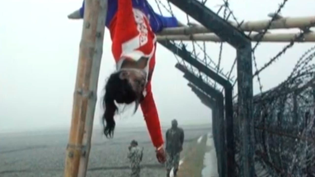 সেই হাত রঞ্জিত হয়েছিল রক্তে