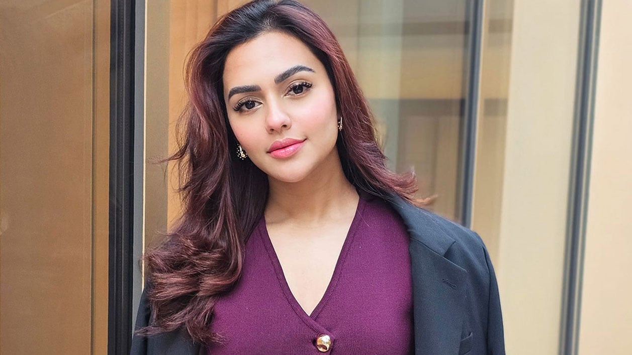 অভিনেত্রী নুসরাত ফারিয়া আটক
