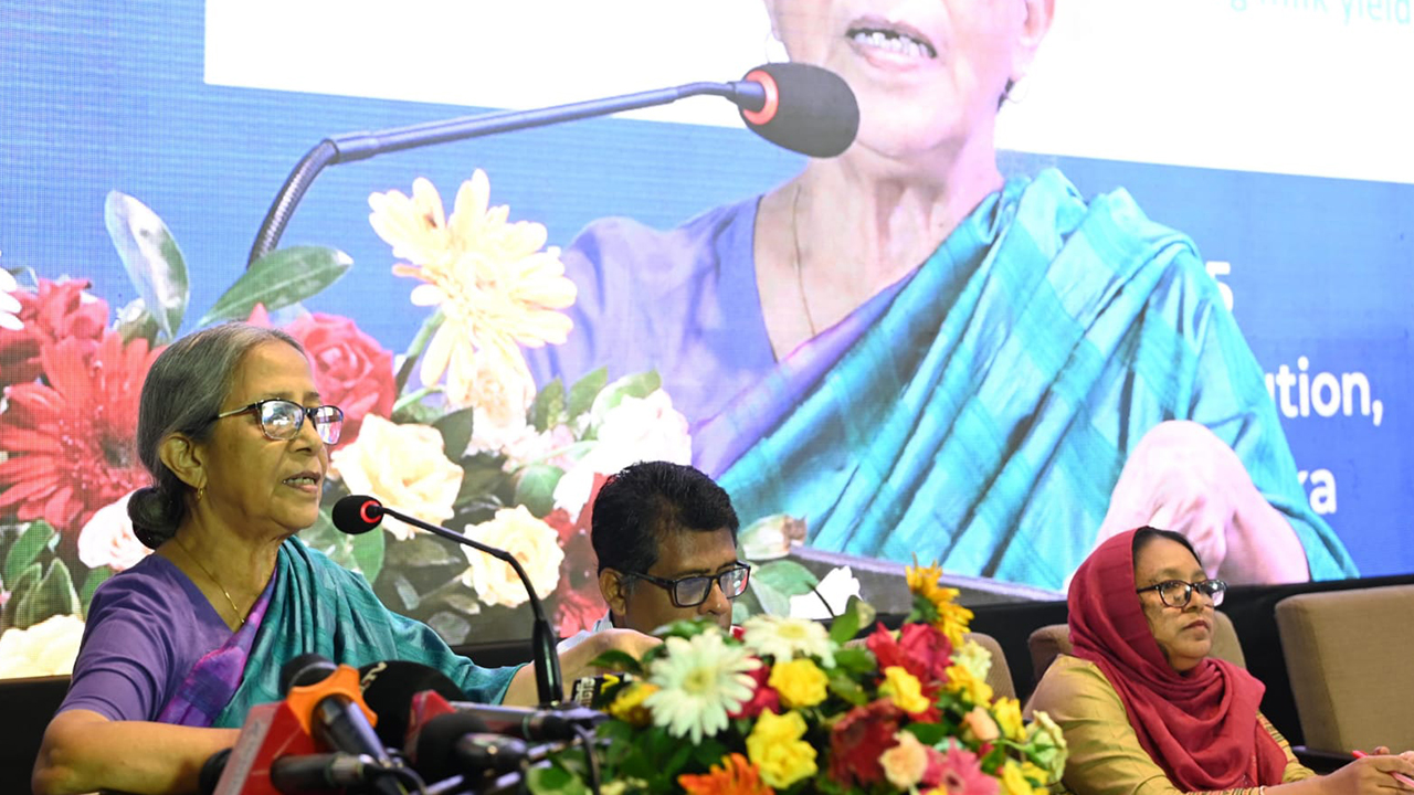 গ্রিনহাউস গ্যাস নির্গমনে বাংলাদেশ অন্যতম ভুক্তভোগী রাষ্ট্র: প্রাণিসম্পদ উপদেষ্টা