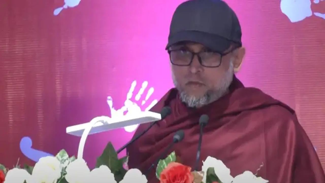 বাংলা একাডেমি সংস্কারে কমিটি গঠন করা হবে : ফারুকী