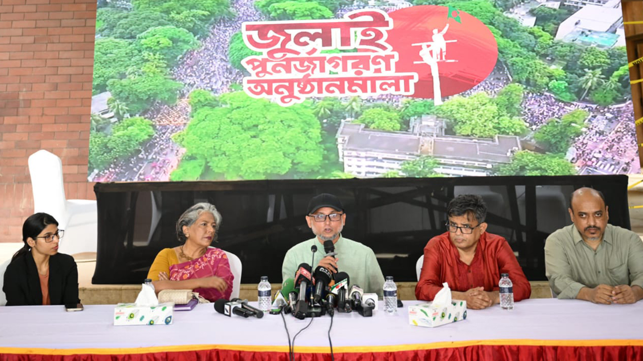 ৬৪ জেলায় ‘জুলাই স্মৃতিস্তম্ভ’ নির্মাণ শুরু হয়েছে: ফারুকী