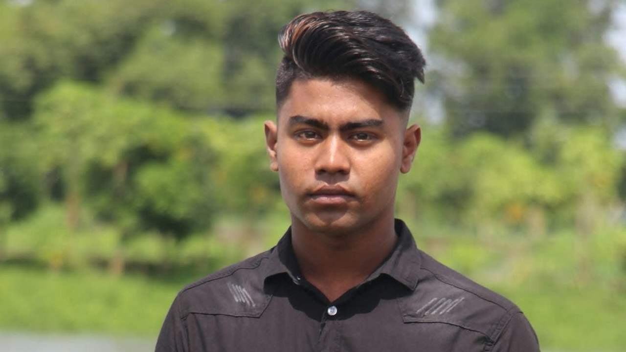 প্রেমে সাড়া না দেয়ায় প্রবাসীর স্ত্রীকে হত্যা