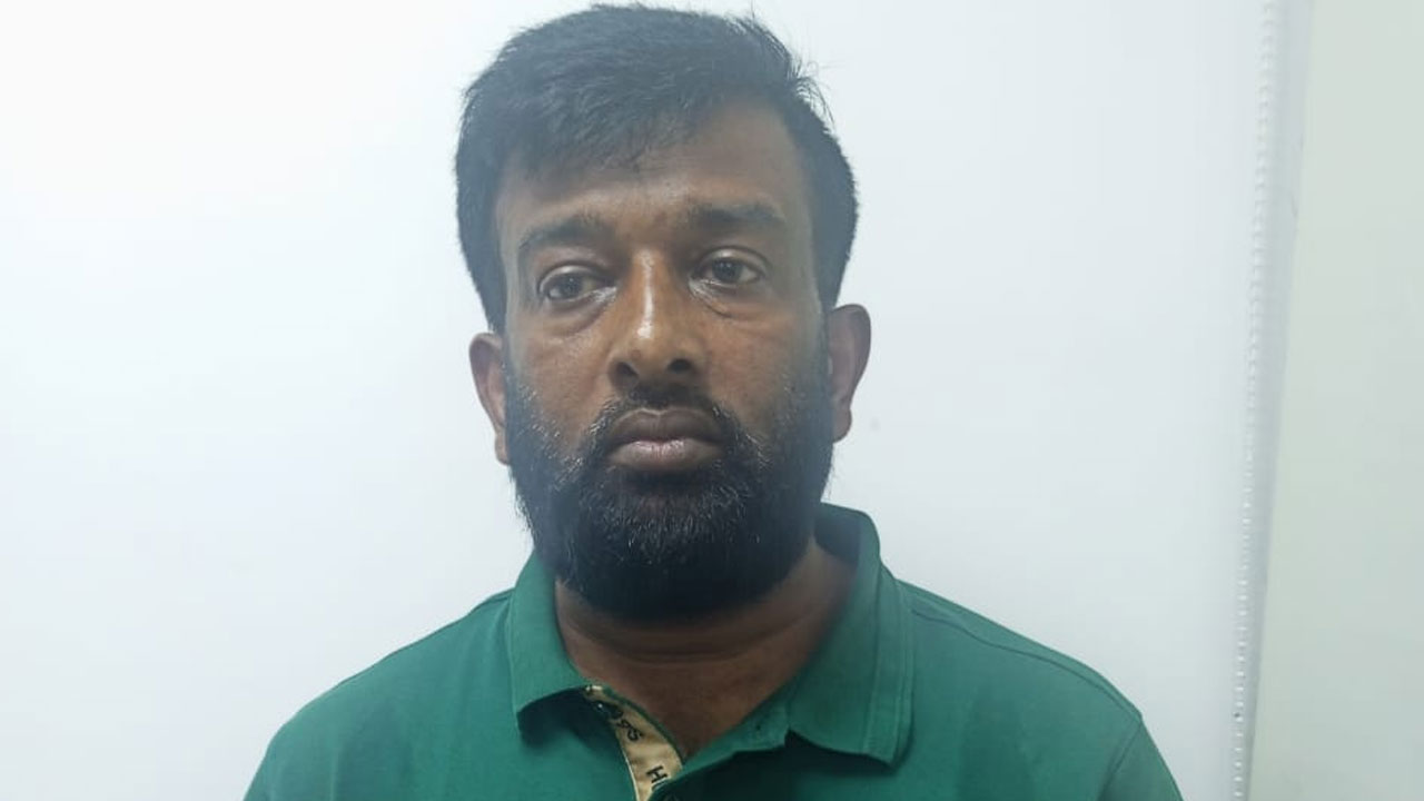 গোপালগঞ্জের যুবলীগ নেতা ফিরোজ ঢাকায় গ্রেপ্তার