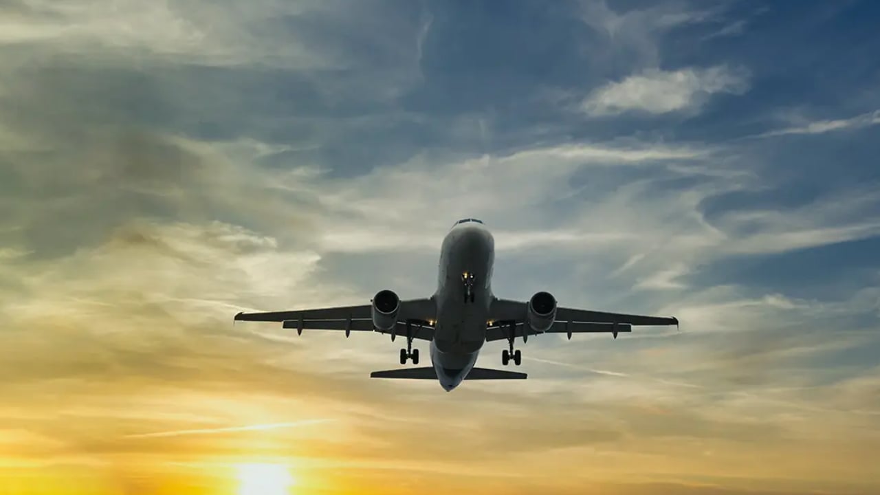 ইরানে হামলার আশঙ্কা, মধ্যপ্রাচ্যে ফ্লাইট বাতিলের হিড়িক