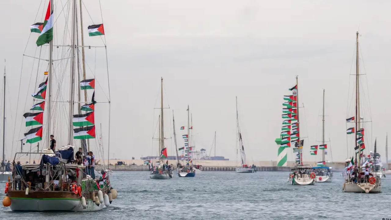 গাজাগামী নৌবহর থেকে ১৭৫ জনকে আটক করল ইসরাইল