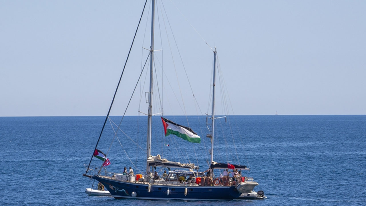গাজাগামী ফ্রিডম ফ্লোটিলার নতুন নৌবহর আটক করল ইসরাইল