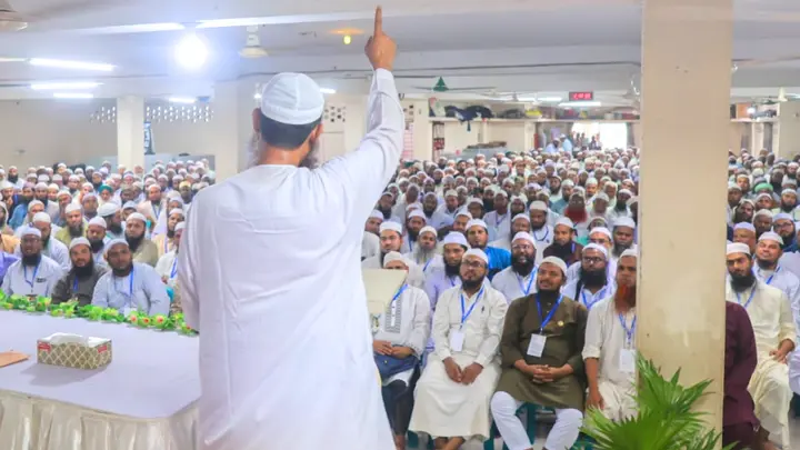 রাষ্ট্র পরিচালনার কোনো ক্ষেত্রে বিএনপি সাফল্য দেখাতে পারছে না: ফয়জুল করীম