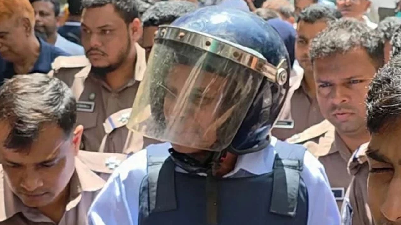 গাজীপুরের সাবেক এমপি আখতারুজ্জামান ৩ দিনের রিমান্ডে 