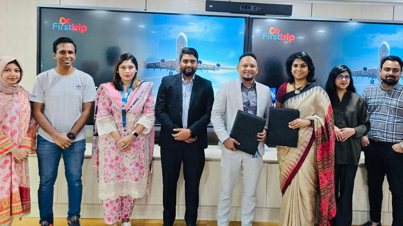 গ্রামীণফোন ও ফার্স্টট্রিপের ভ্রমণ বিষয়ে চুক্তি