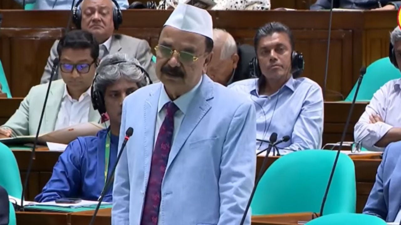 প্রতিবেশীর সঙ্গে বন্ধুত্ব করবো, কিন্তু স্বামী-স্ত্রীর সম্পর্ক নয়: সংসদে গয়েশ্বর