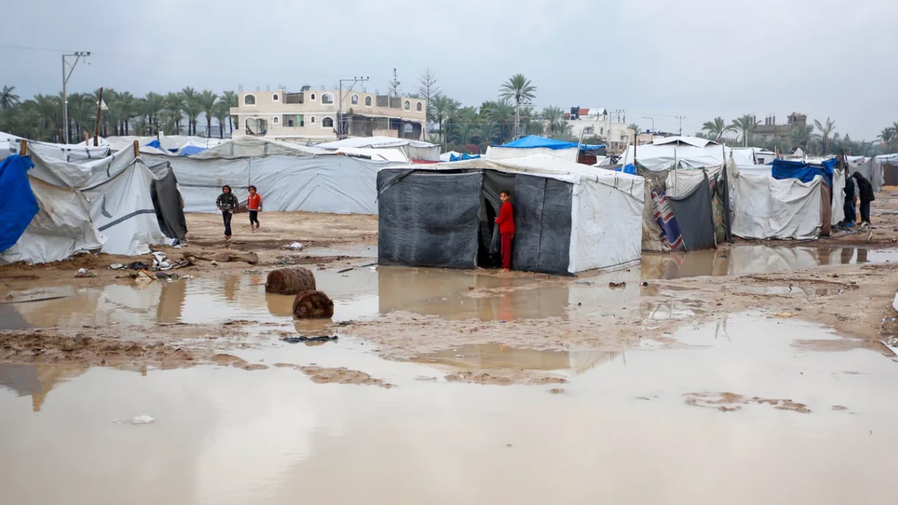 গাজায় ভারী বর্ষণে ২৪ ঘণ্টায় ১০ জনের মৃত্যু