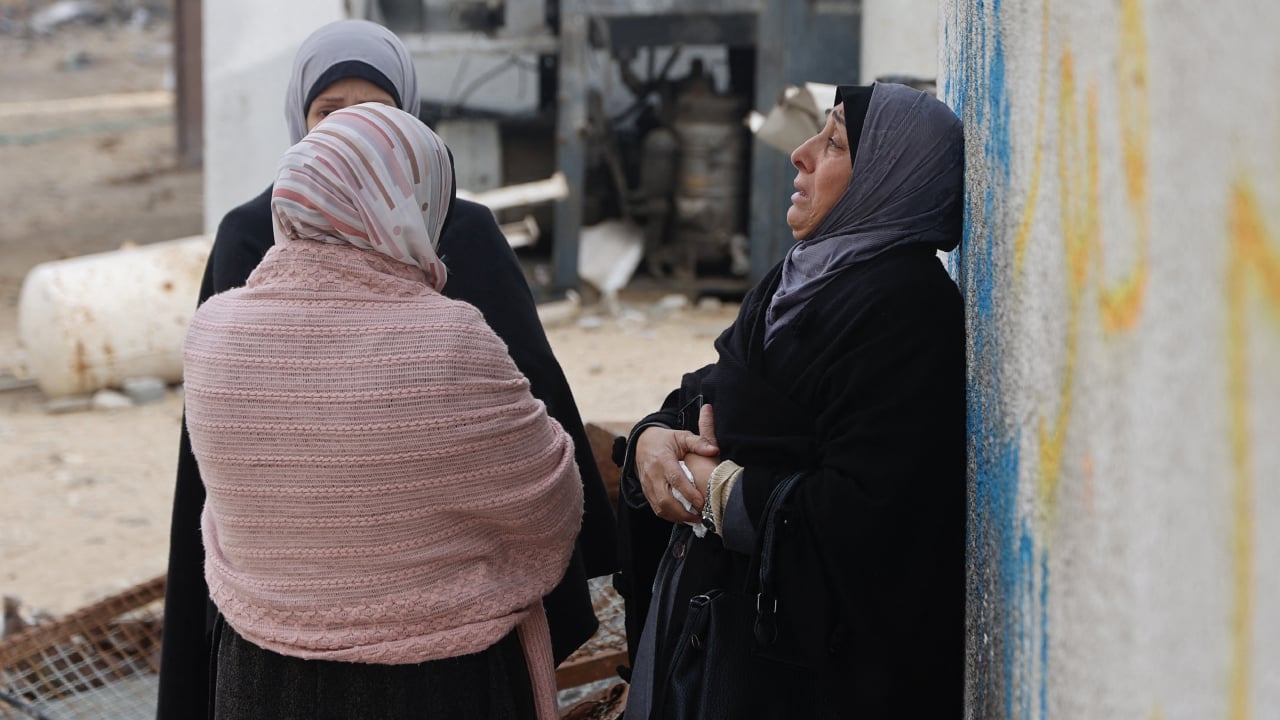 গাজায় স্বাস্থ্যসেবা থেকে বঞ্চিত ২ লাখ ৩০ হাজার নারী