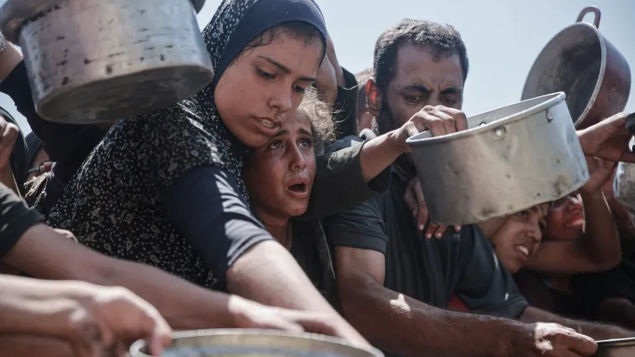 দুর্ভিক্ষ ছড়িয়ে পড়ছে গাজায়, অনাহারে আরো ১০ জনের মৃত্যু